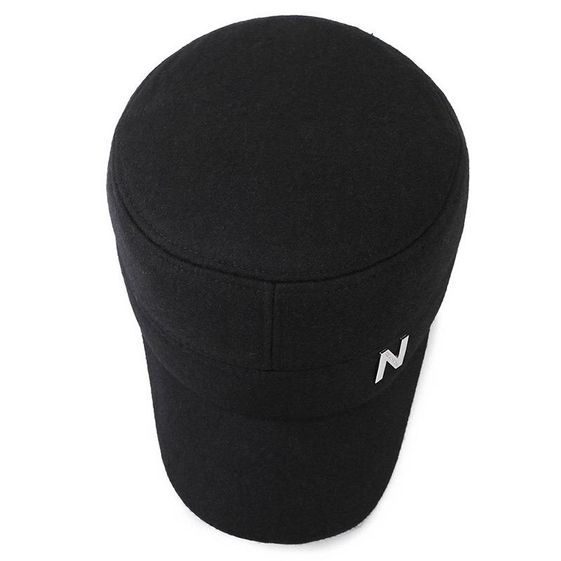Autumn and winter new men's winter middle-aged flat-top hat, ear protectors to keep warm, elderly people with alphabet woolen thickened dad hat