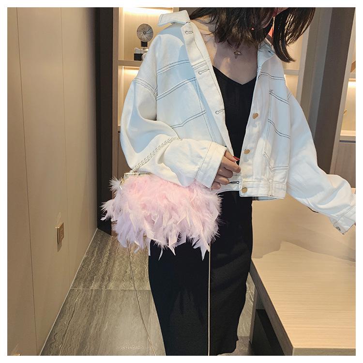 Korean Style Women's Evening Bag: Turkey Feather Crossbody with Pearl Chain and Ostrich Feather Clasp