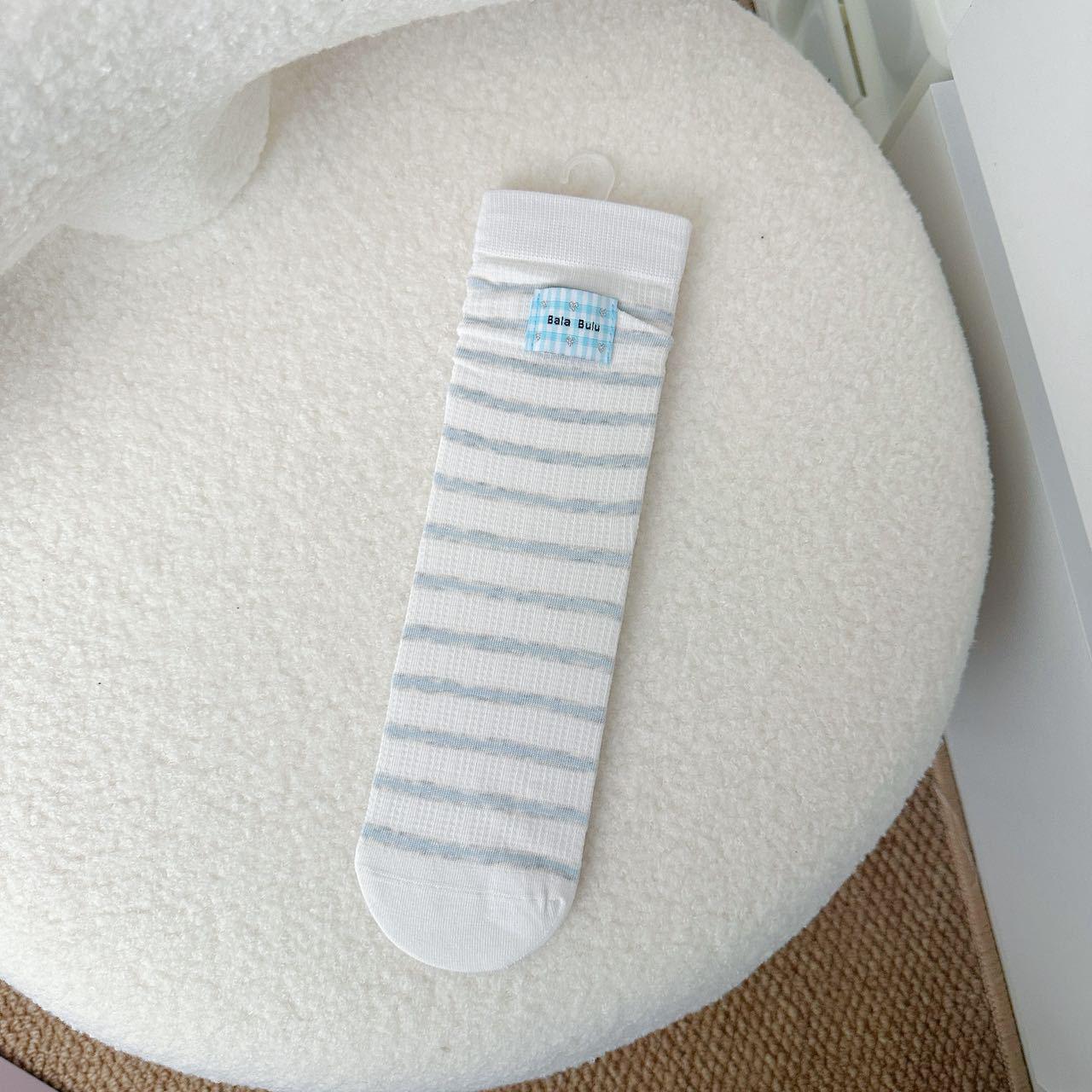 

Women s Spring/Summer Mid-Calf Korean Style Glass Silk Lace Ruffle Socks, Versatile Polka Dot in College Style One Size