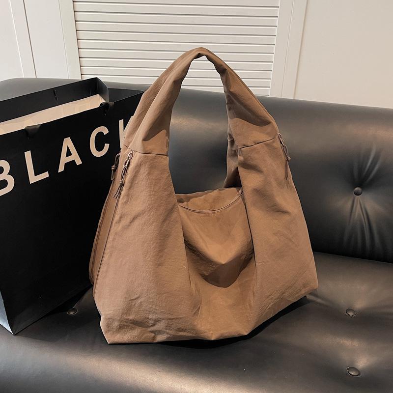 2025 Fashionable Women's Large Capacity Canvas Shoulder Tote Bag