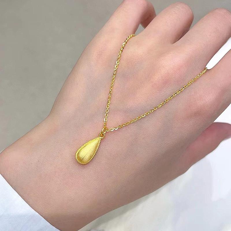 Textura Luxuosa Pequeno e Encantador Pingente de Alta Qualidade Artesanato em Ouro Antigo Colar Gota d'Água Escovada Presente