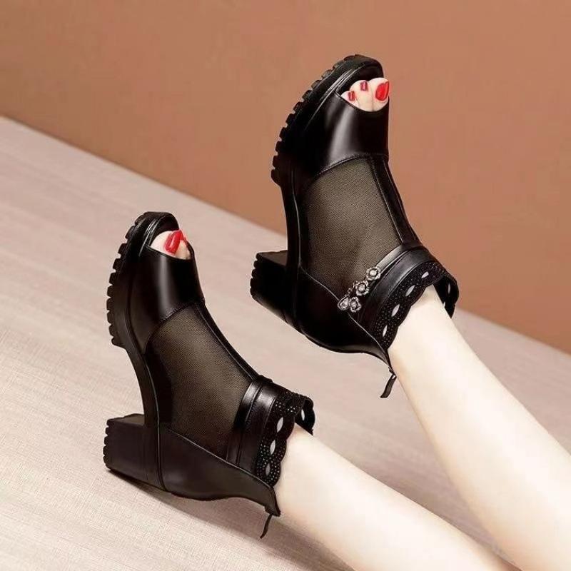 Coarse heel fish mouth mesh cool boots women's summer new thick heel soft sole mother sandals large size medium heel sandals