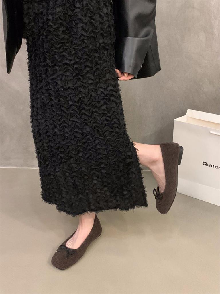 Flat-bottomed French Square Head Versatile Single Shoes Women's Shoes 2025 New Spring and Autumn Bow Retro Suede Commuter Shoes