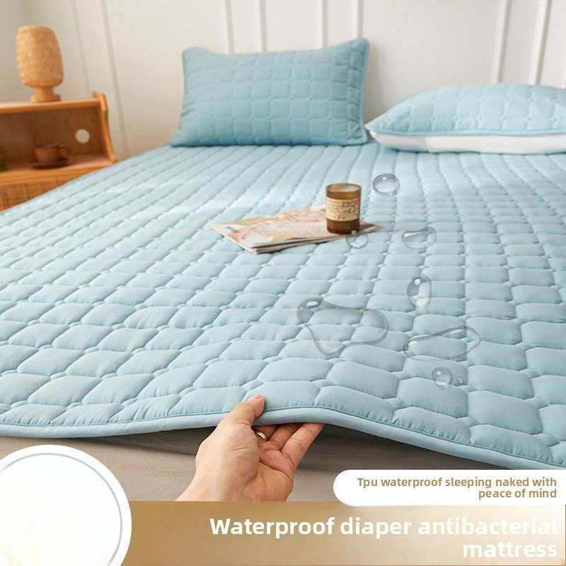 Waterproof Urine Barrier Quilted Mattress Pad for Home Bedroom Dormitory Soft Cushion Bed Protector Non-Slip Mat