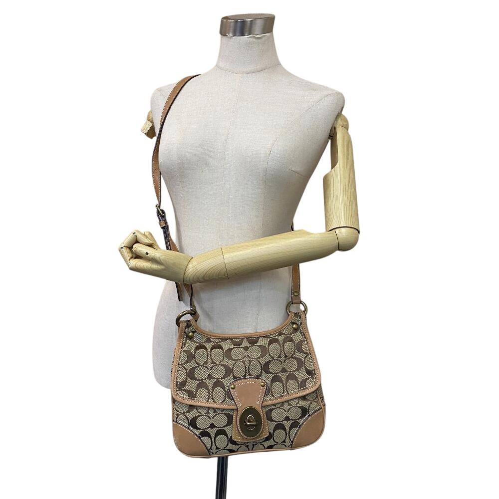 Coach 10567 Turn Lock Signature Canvas Shoulder Bag Brown Canvas Women Used