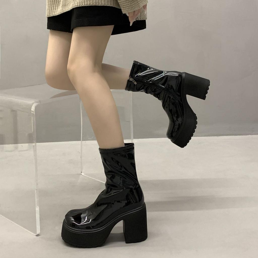 Fashion Woman Short Shoes Bright Upper Leather Ankle Boots for Women Zip High Quality Footwear Large Size Warm New In Pu Autumn Booties