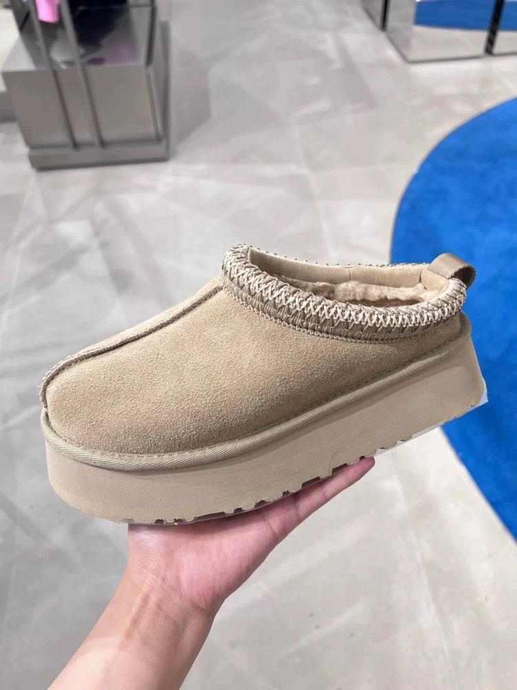 Fur integrated fluff slippers women's outer wear 2025 new bag head thick-soled snow boots heightened half-drag wool cotton shoes