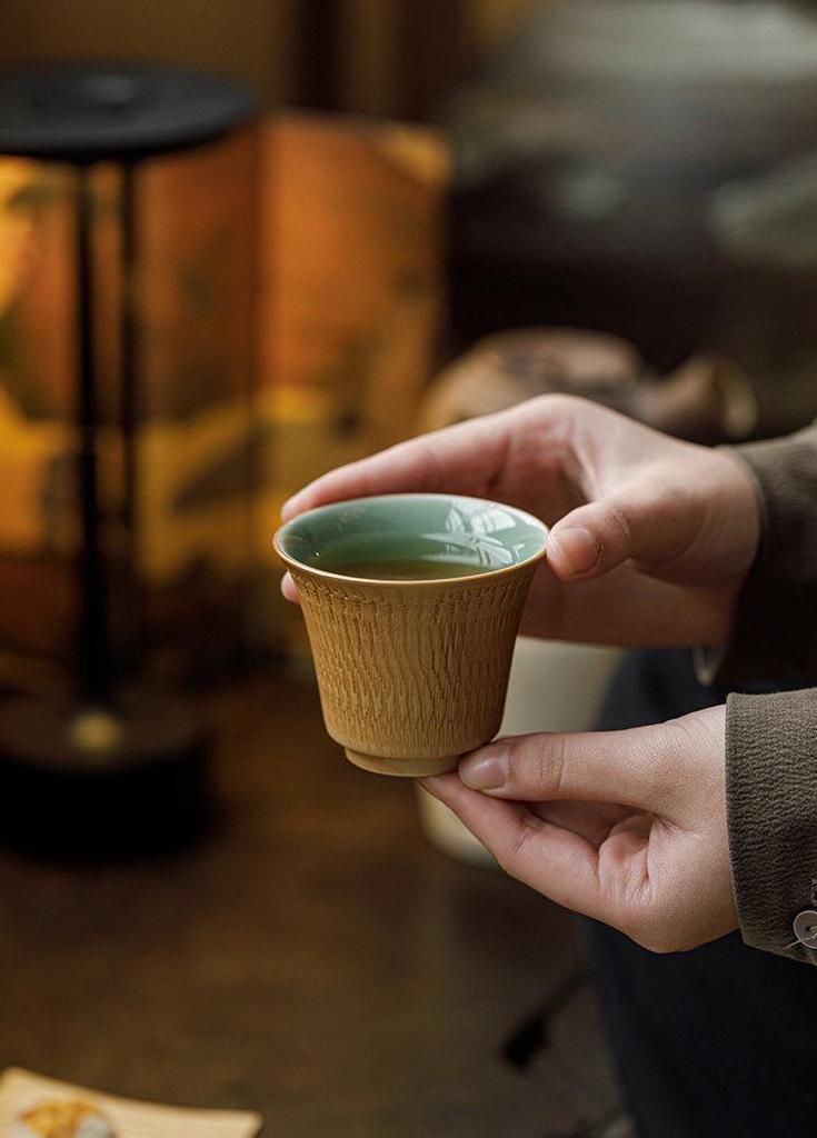 Guanlan Yue Celadon Four Beauties Tea Cup: Ceramic Shadow Carved Personal Tasting Cup