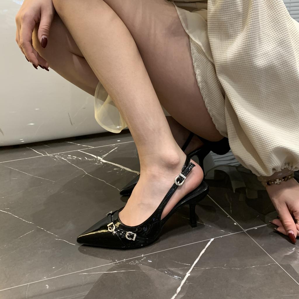 2025 Spring New Pointy Stiletto Riveted High Heels Women's Sense of Fashion Punk Style Single Shoes Womens Shoes