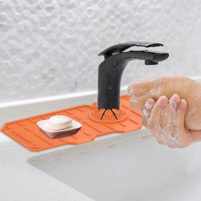 Silicone Kitchen Faucet Pad Protector for Sink Sponge Drain Rack Foldable Sink Pad Faucet Splashback Bathroom Countertop Protector