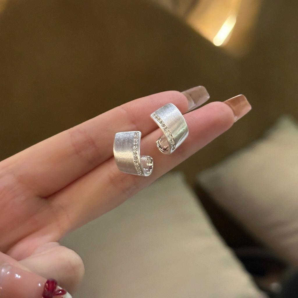 Bow Flower Zircon Stud Earrings Female Sweet High-End Temperament Design Earrings Niche Light Luxury Earrings
