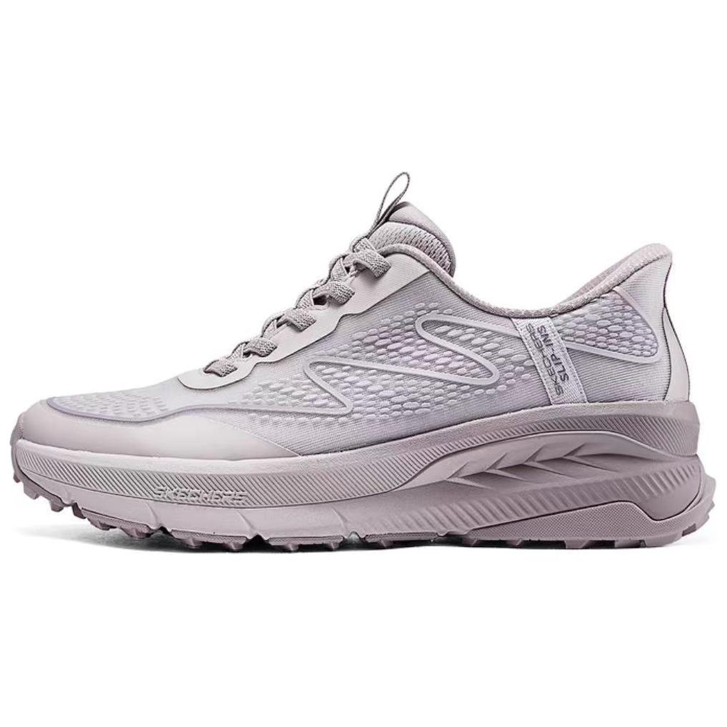Skechers Outdoor Womens Comfortable Low-Top Casual