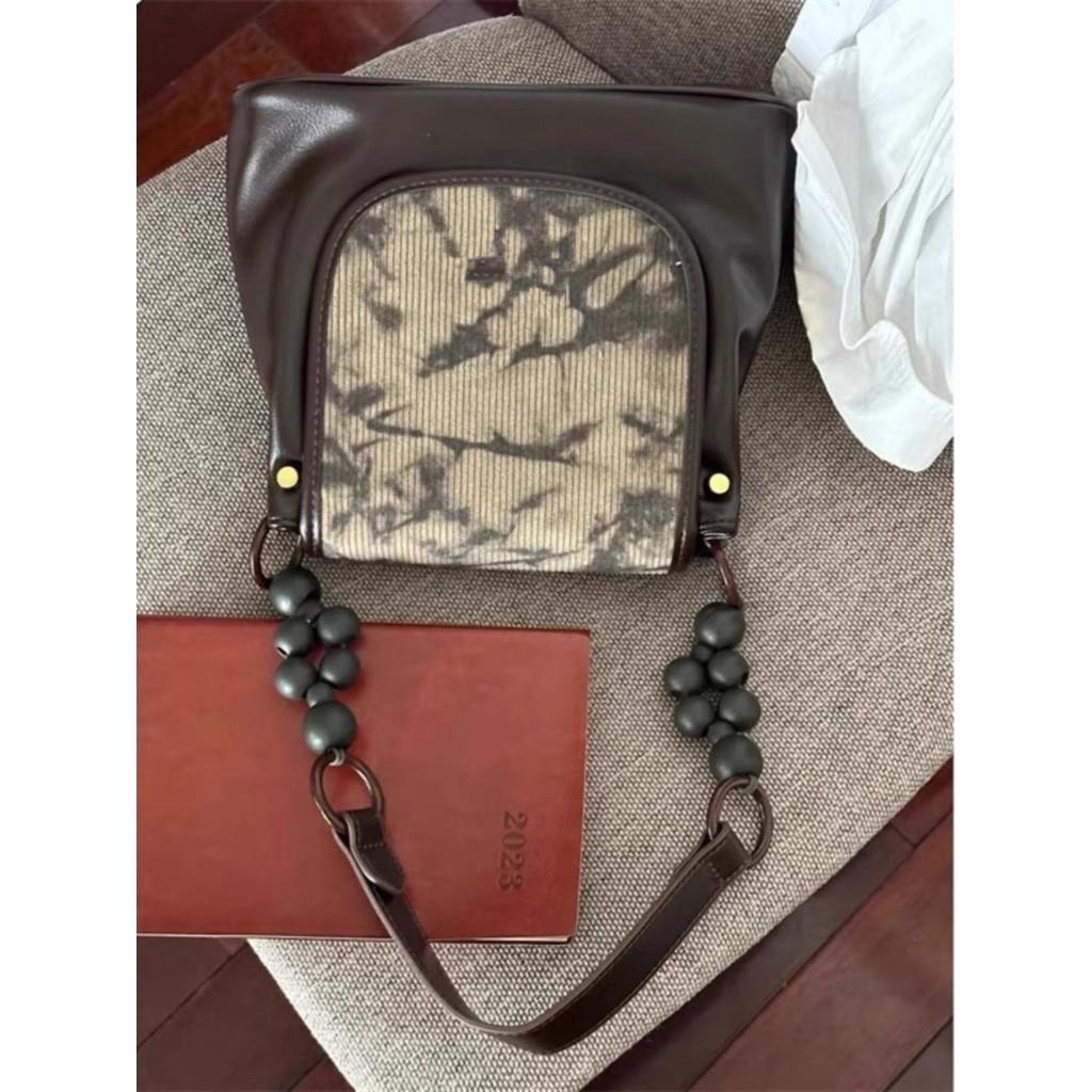 IELGY Niche Design New Chinese Style Underarm Bag, High-end Commuting Versatile Shoulder Messenger Bag