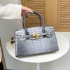 New Women's Bag Trendy Premium Texture Crocodile Pattern Platinum Bag Portable Single Shoulder Oblique Span