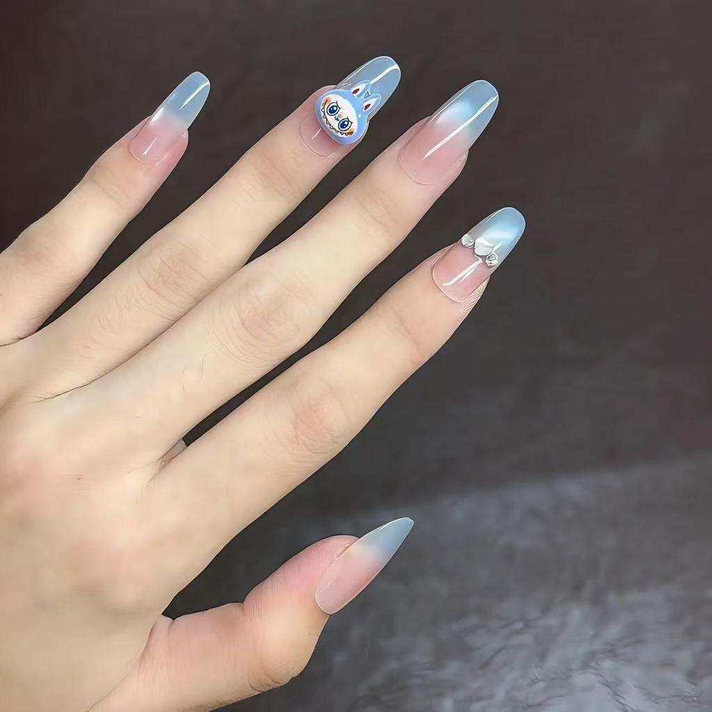 Xiaohongshu Handmade Red Floral Nail Art: Wearable, High-End Whitening Nail Tips Stickers