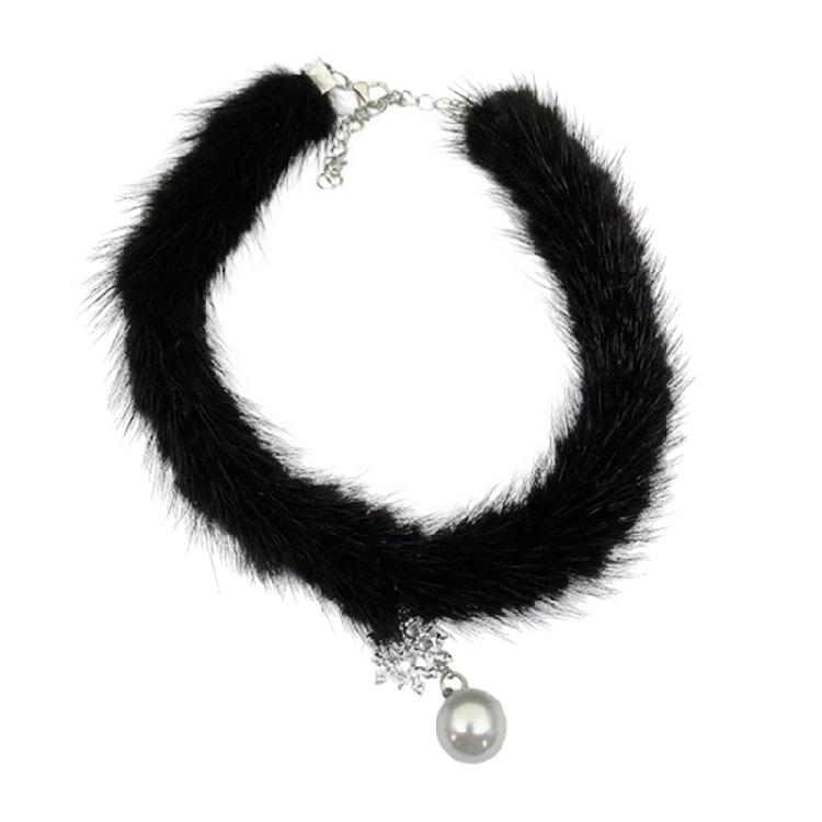 Snowflake Pearls Necklace Feather Accented Comfort Fit Fashion Clavicle Chain Collar Accessory for Women