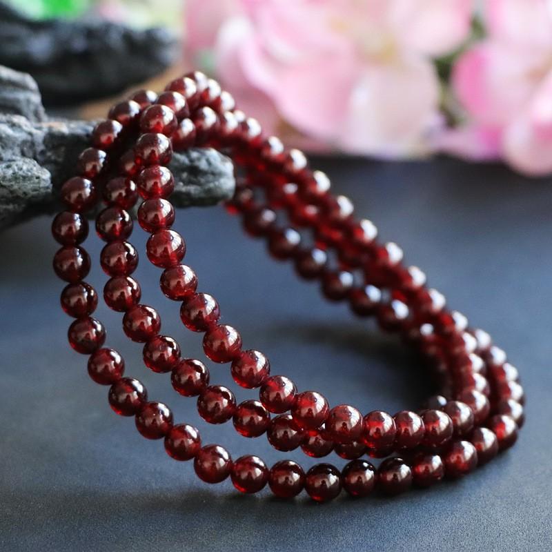 Natural Garnet Red Multi-Strand Womens Crystal Bracelet With Leaf Design Gift Giving