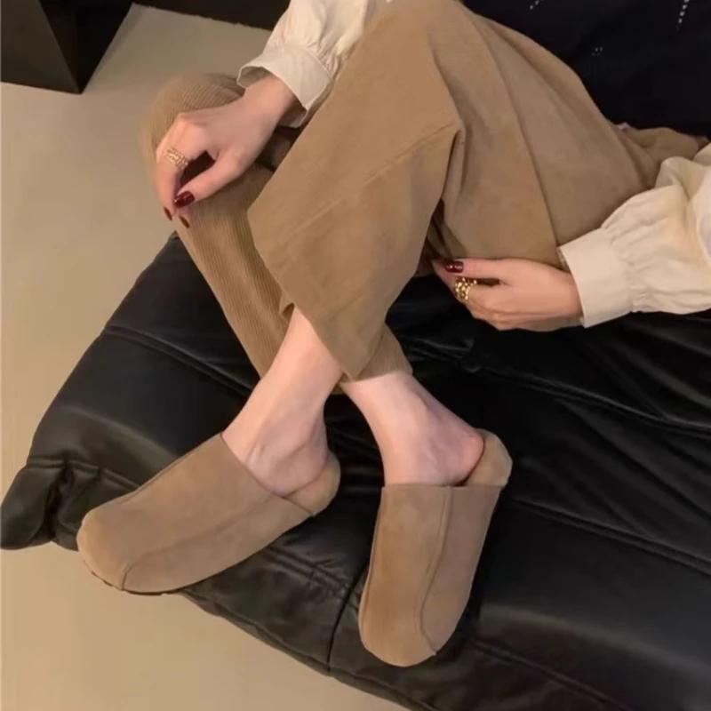 2025 Autumn/Winter New Style One Step Flat Bottom Versatile Casual Retro Baotou Half Slippers Women's Hairy Slippers