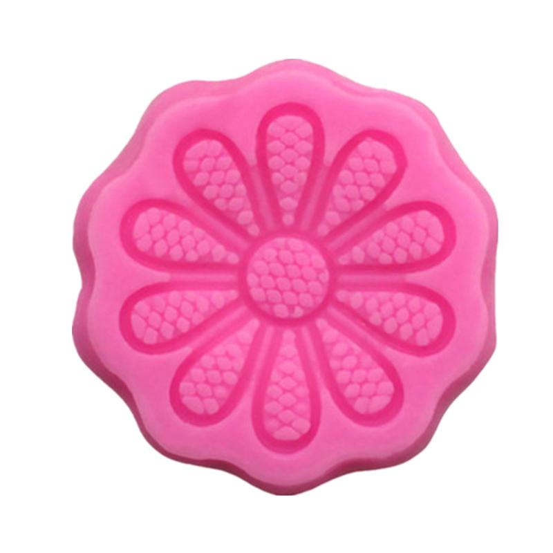 

1Pc Cartoon DIY Handmade Silicone Fondant Mold Sweet Candy Chocolate Mould Birthday Party Decoration