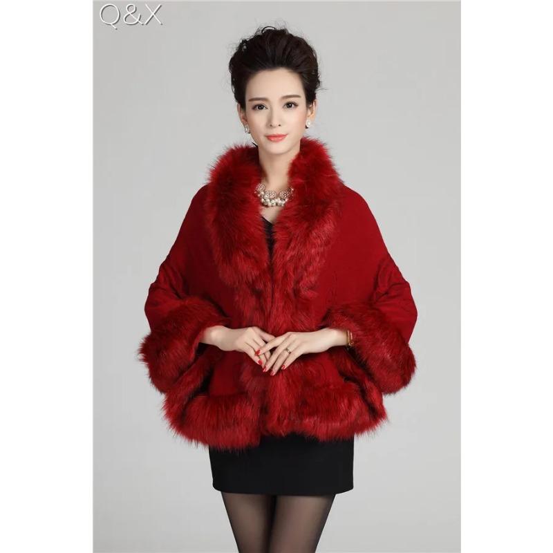 

Весільна вечірня сукня Пончо Шаль Накидка Великий комір із штучного лисиці Рельєфний плащ Відкритий шов Вільний трикотаж Верхнє вуличне пальто One Size вина червоного кольору