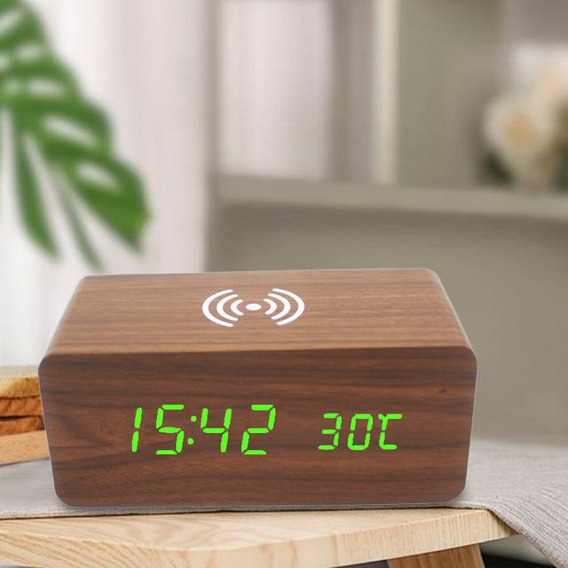 Electronic Wireless Charging Wood Clock Mobile Phone Wireless Fast Charging Electronic Digital Alarm Clock Multi Function Perpetual Calendar