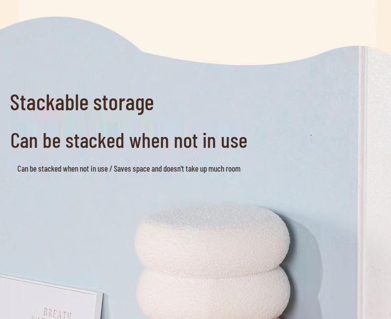 Rund krakk i lammeull - Kreativt, lavt design for stue, barnesofa, skoskiftebenk