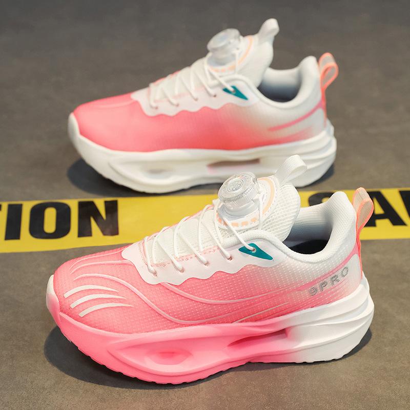 Children's sports shoes summer mesh new running shoes primary school students physical education class running shoes soft sole shock-absorbing breath