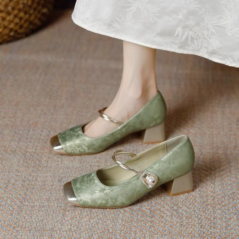 With cheongsam single shoes women's autumn new thick heel Mary Jane shoes temperament gentle style high heels