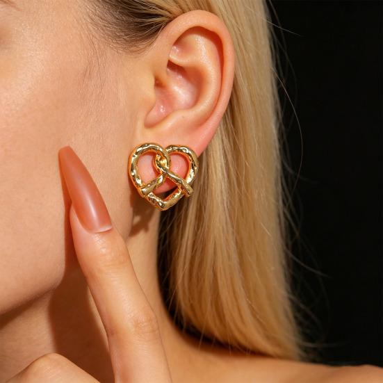 1 Paar Ohrstecker Verdrehtes Herz Design Ohrstecker Gehämmert Textur Piercing Ohrringe für Damen Pendeln Dating Schmuck Geschenk