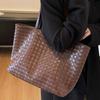 Large capacity woven bag women's autumn new retro casual shoulder underarm bag portable tote bag