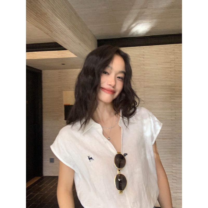 

Pusumede Light Oxygen Breathing | Linen Sleeveless Shirts Women Loose Temperament Commuter Small Flying Sleeve Top White(In stock) M