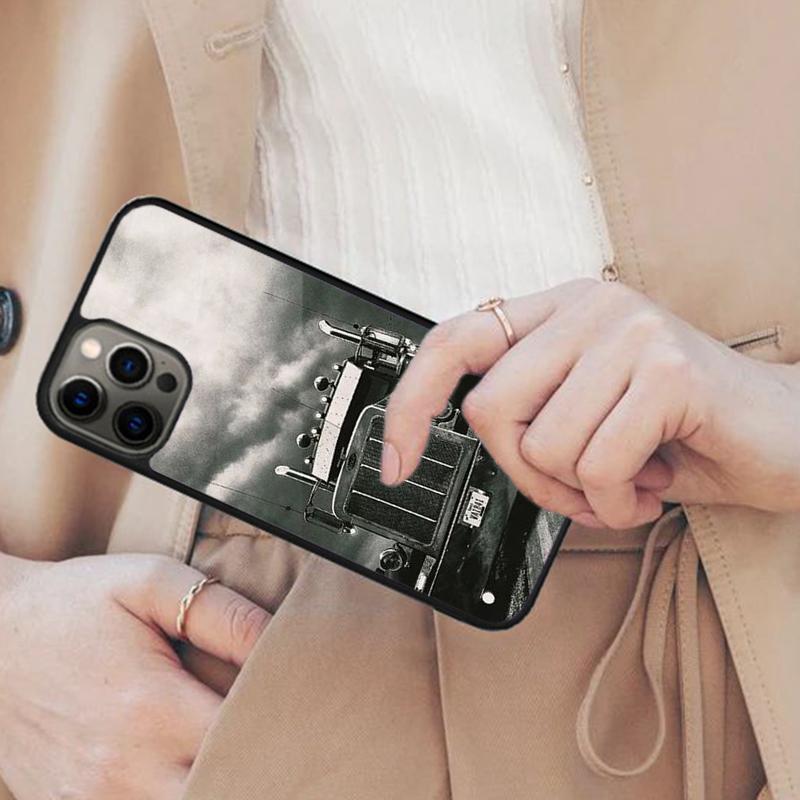 

Sunset on a truck Magnetic Phone Case For APPLE iPhone 17 Air 16 14 13 12 Pro Max 15 Plus Wireless Charge With MagSafe Cover iPhone 14