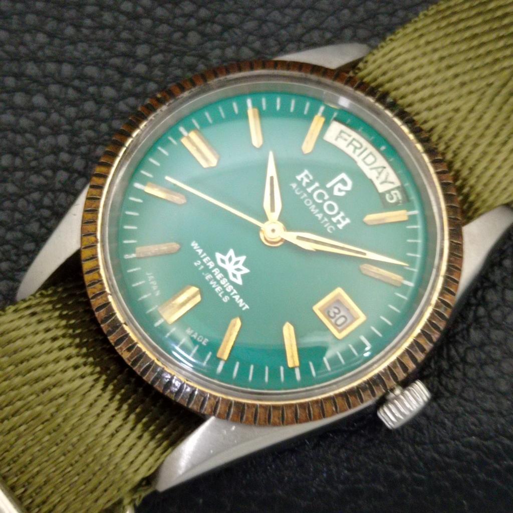 VINTAGE RICOH R31 AUTOMATIC JAPAN MENS GREEN COLOR DIAL WATCH a702095-5 R208-a702095