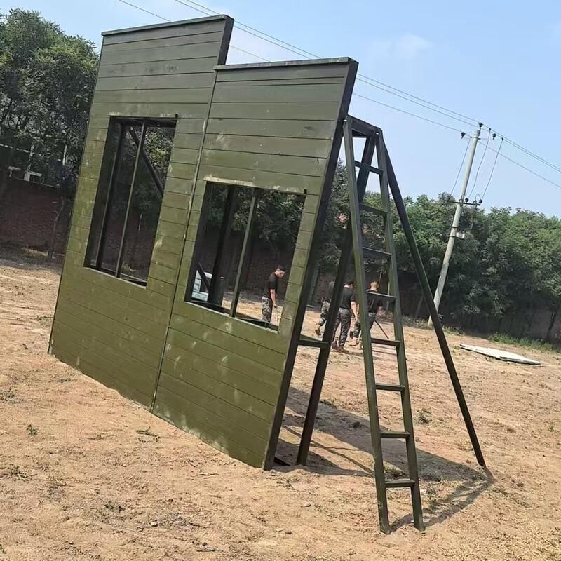 Outdoor Physical Training Climbing Wall