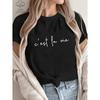 Damen Freizeit-T-Shirt - _C'est La Vie_ Minimalistischer Kursivdruck Schwarz mit Weißer Schrift Kurze Ärmel Rundhalsausschnitt Alltags-Top