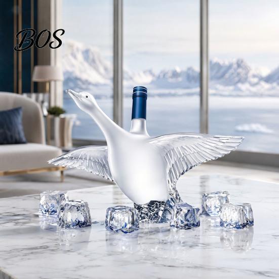 Sculpted Animal Bottle Goose Bird Shape Whiskey Decanter, 3D Glass Liquor Design for Bar Display, 350ml Art Wine Dispenser Home Decorative
