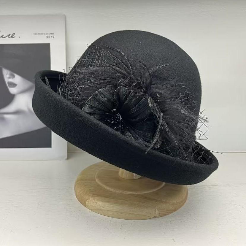 

Premium Winter 100% Wool Retro Curled Top Hat Fashion Flower Pot Hat British Edition Mesh Fisherman Hat adjustable (55-58cm) чорний