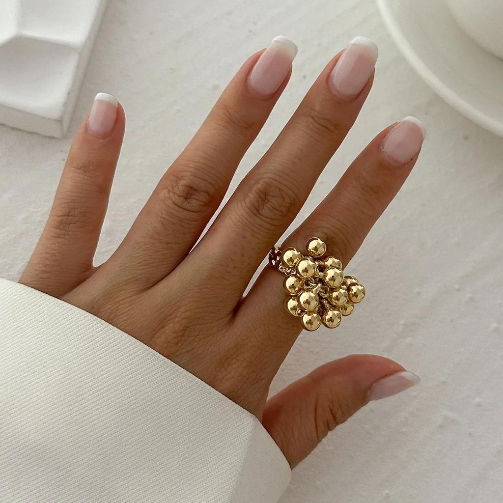 Übertriebenes Persönlichkeitsdesign Metall Faltbare Perlenringe für Damen Retro Geometrischer Kreis Blatt Öffnung Finger Schmuck Zubehör