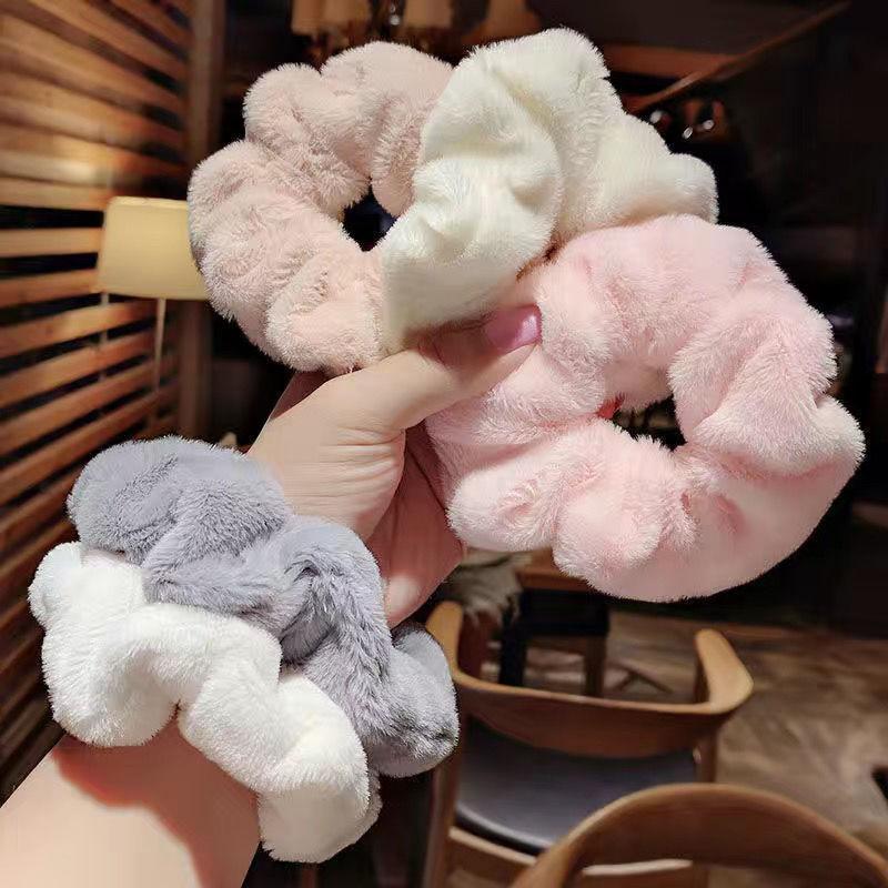 Warm Soft Velvet Hair Scrunchies Furry Elastic Hair Band Women Girls Ponytail Holder Hair Rubber Band Hair Ties Hair Accessories