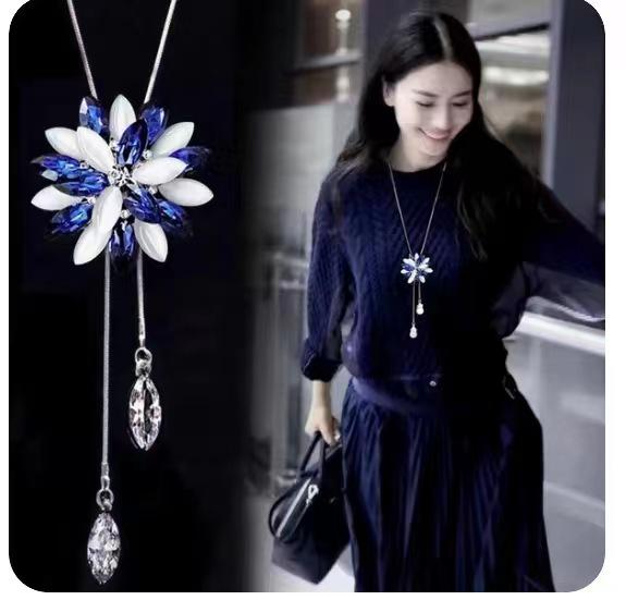 Korean Style Cat s Eye Tassel Necklace – Elegant, Versatile Pendant for Women’s Autumn/Winter Fashion.