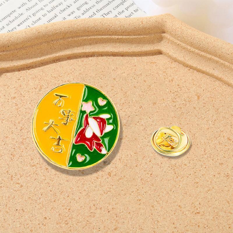 Retro Zodiac Products, Guochao Cartoon Faucet Brooch, Piercing Horse Needle, Oriental Dragon Men'S Suit Accessories Badge