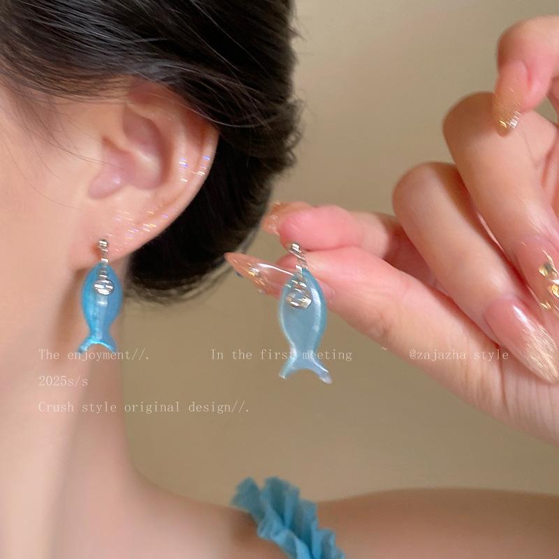 Dopamine yellow flower earrings women s summer seaside niche design high-end stud earrings new cute earrings