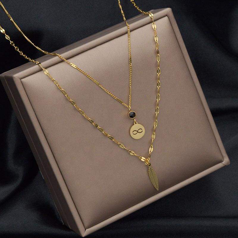 2026 Fashion Elegant Stainless Steel Cross Crucifix Necklace for Women Jewelry