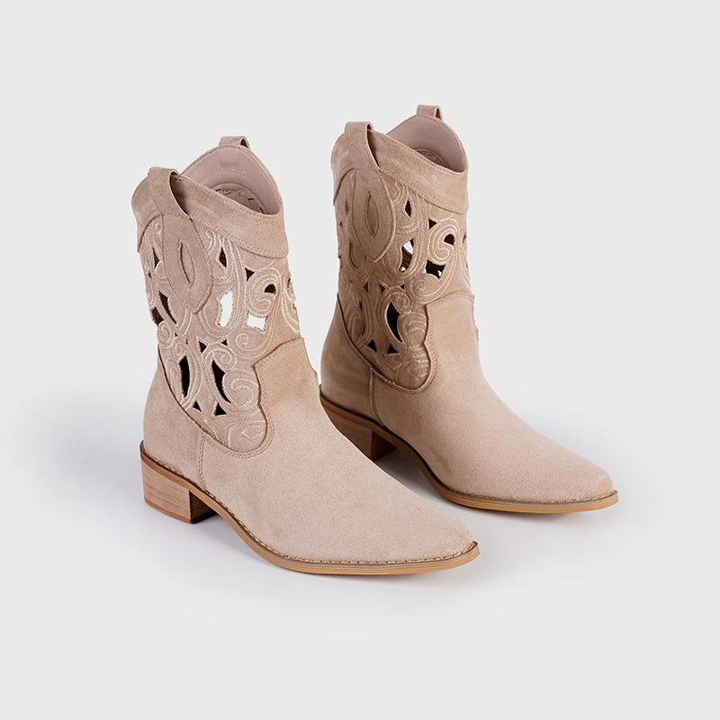 Factory custom-made western cowboy boots with flowers on the other side, embroidered hollow women's thick-heeled knight boots, ethnic style retro s