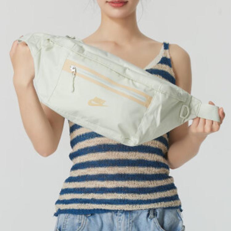 New Nike Elemental Premium Fanny Pack 8L DN2556-020