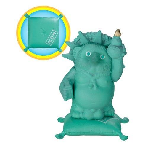 BANDAI Oeuf en Capsule Kansai Mignon et Style Japonais Formes Changeantes Statue Tanuki Statue de la Liberté et Renard Raton Laveur