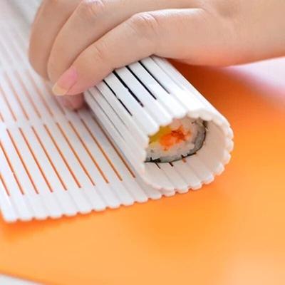 Haushaltsset zum Zubereiten von Sushirollen, Werkzeug, Rollläden zum Zubereiten von Reisformrollen und Maker-Vorhänge
