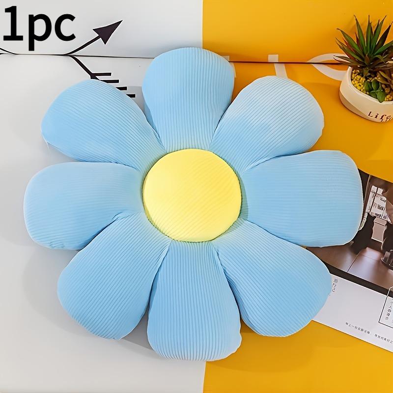 

1pc Soft And Comfortable Flower-Shaped Pillow for Decorating Bedrooms, Dorms, And Home Spaces.