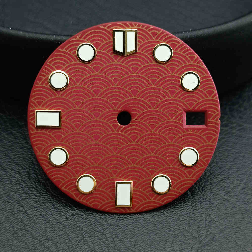 

28.5mm single calendar dial with fish scale pattern green luminous dial, suitable for NH35/36 movement watch replacement parts