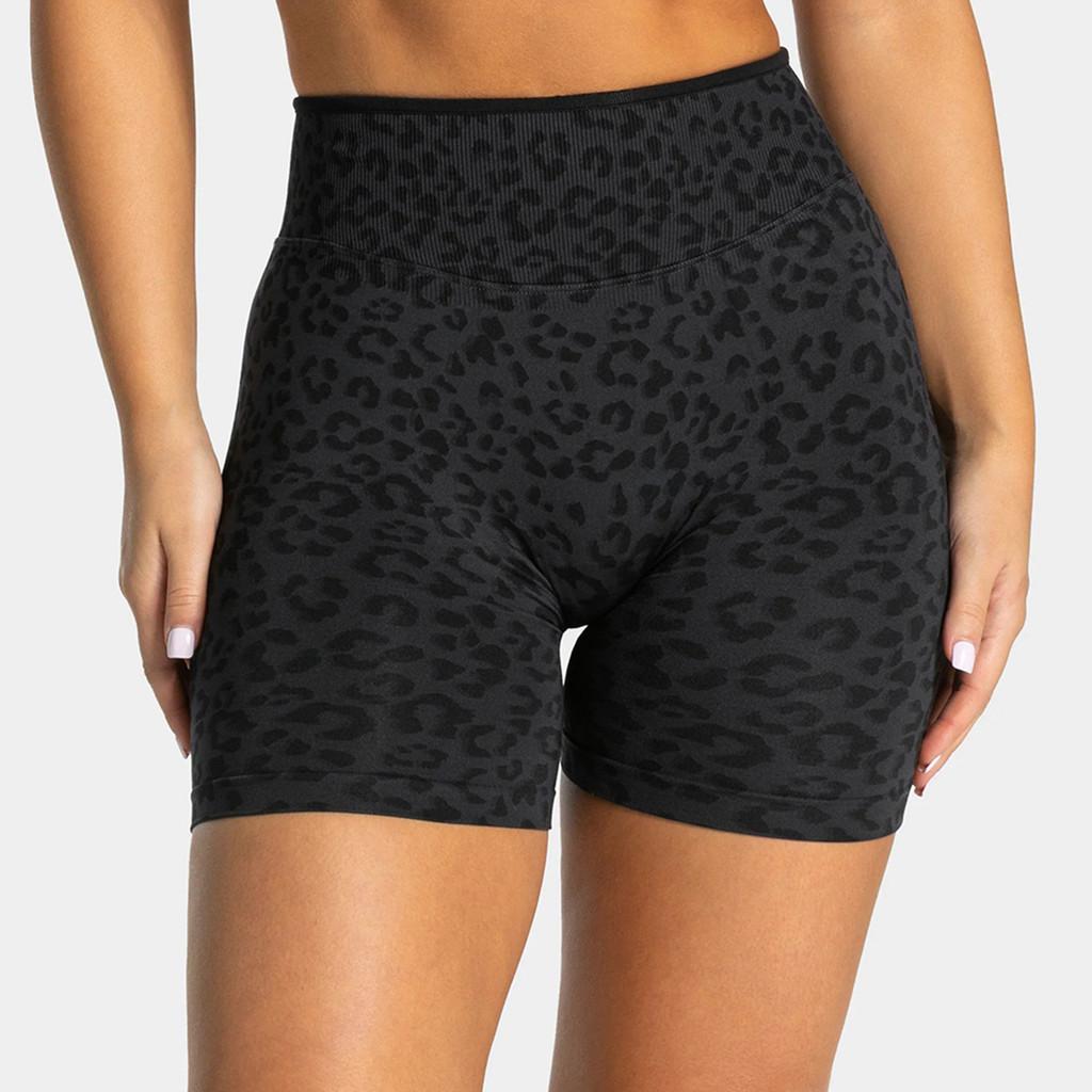 Leopard Print Yoga Shorts With Seamless Edge For Running And Gym Workouts For Women